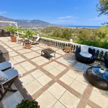 Продажа  отдельно стоящей виллы в La Cala de Mijas