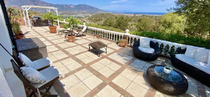 Продажа  отдельно стоящей виллы в La Cala de Mijas 3