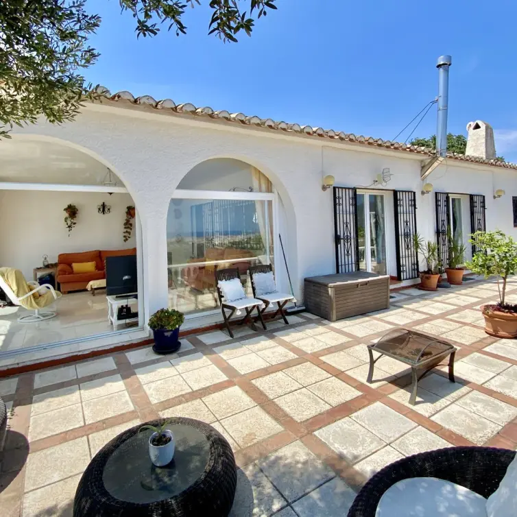 Продажа  отдельно стоящей виллы в La Cala de Mijas