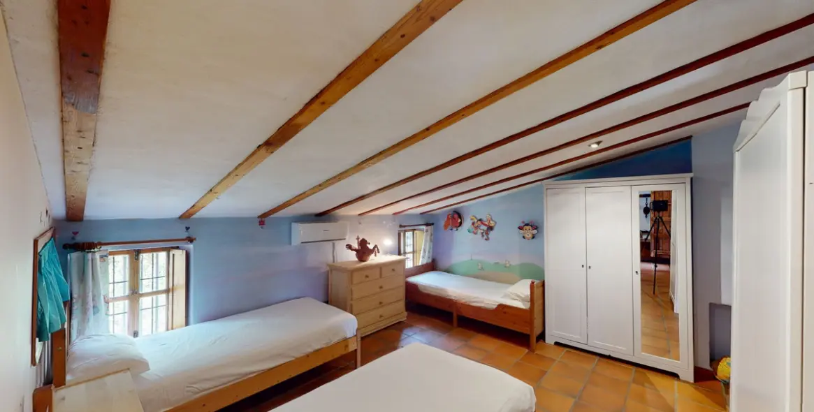 Sale of detached villa in Sayalonga 39