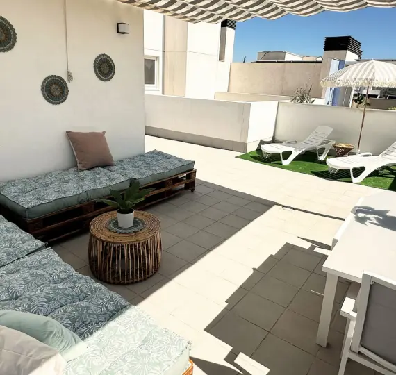 Sale of penthouse in Estepona