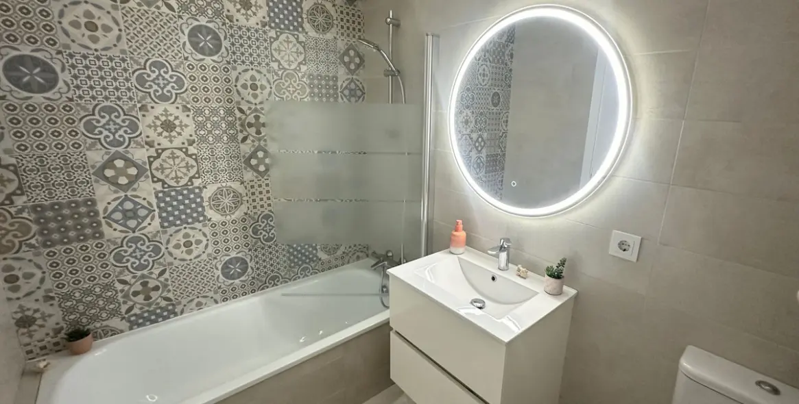 Sale of penthouse in Estepona 6