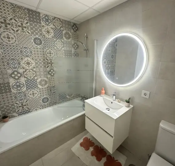 Sale of penthouse in Estepona