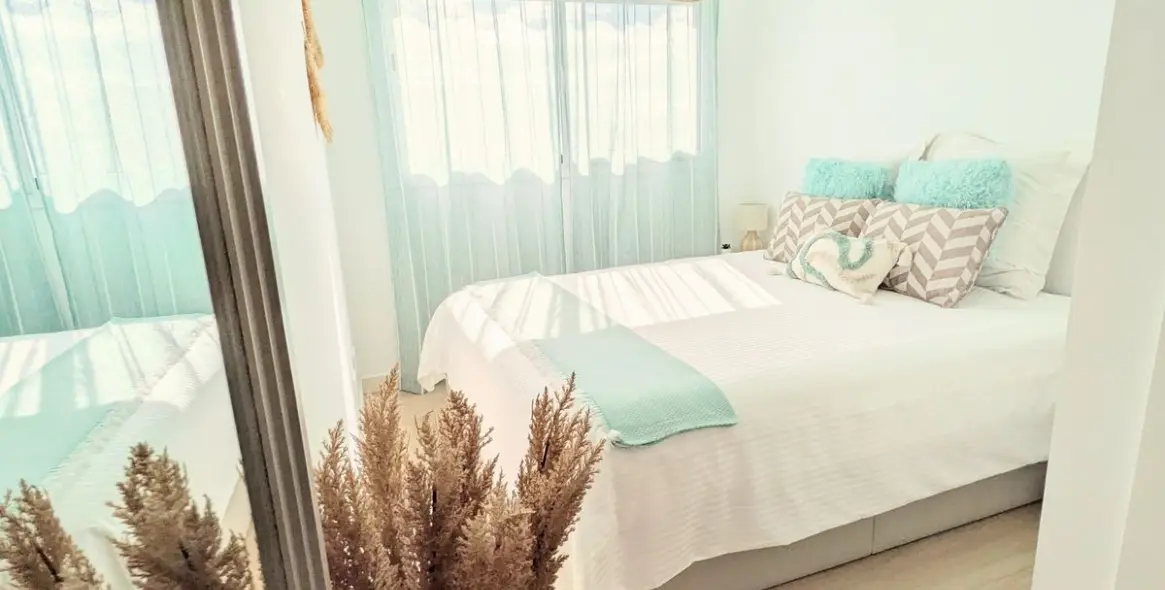 Sale of penthouse in Estepona 8