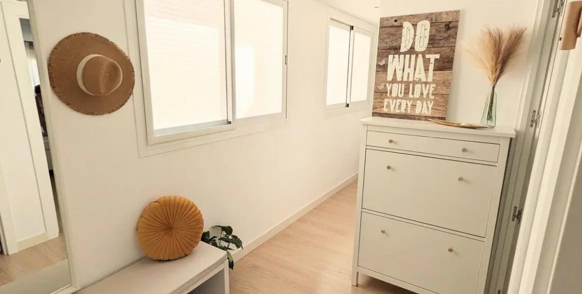 Sale of penthouse in Estepona 17