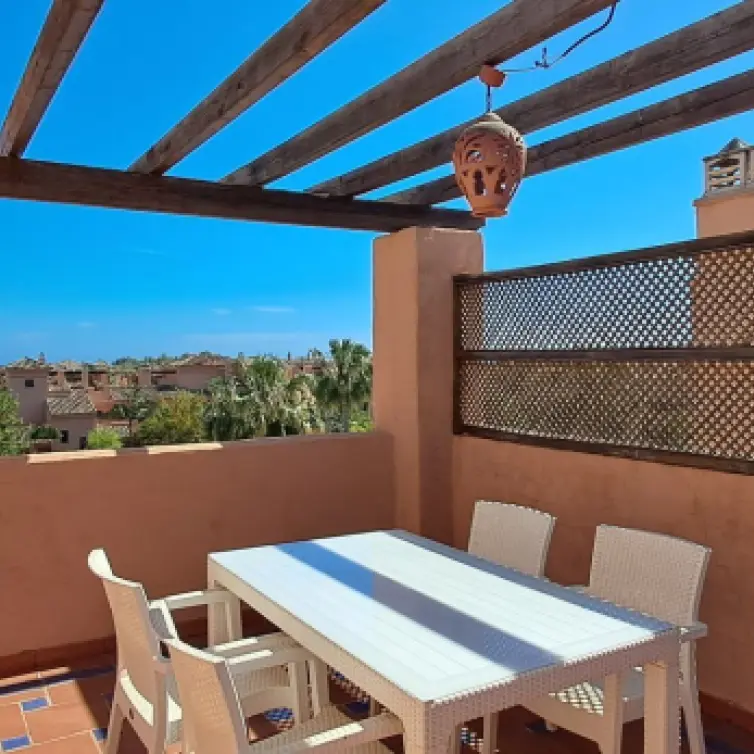 Sale of penthouse duplex in New Golden Mile
