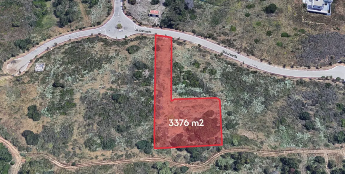Venta de parcela residencial en Sotogrande 1