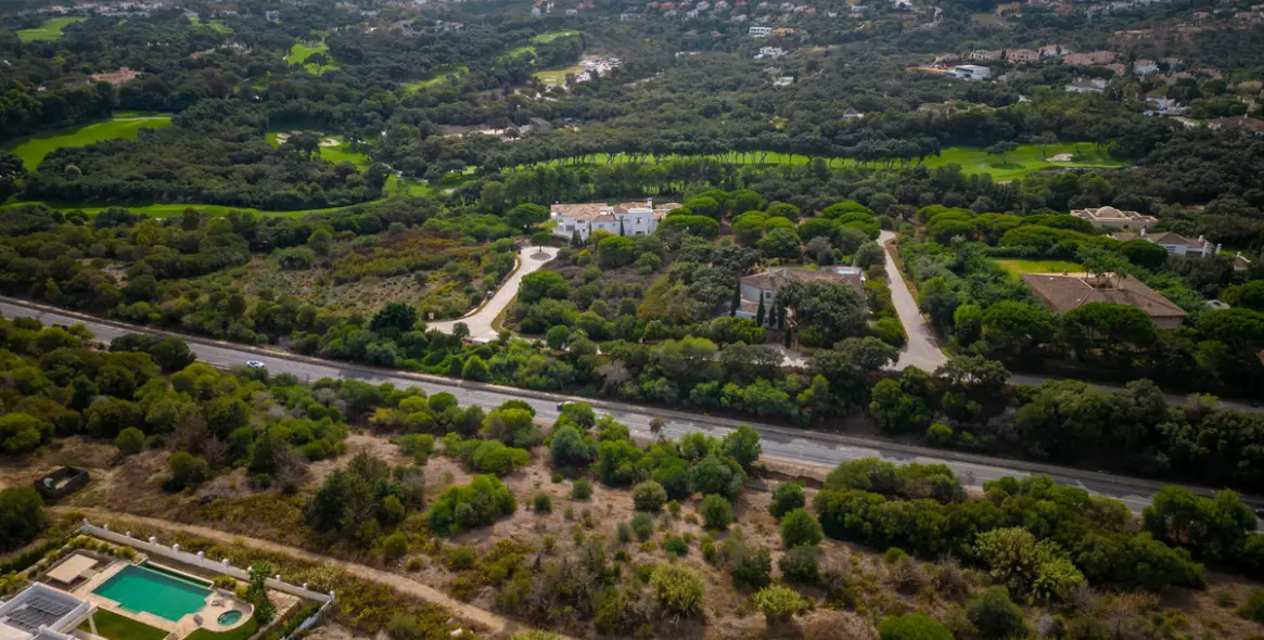 Venta de parcela residencial en Sotogrande 6