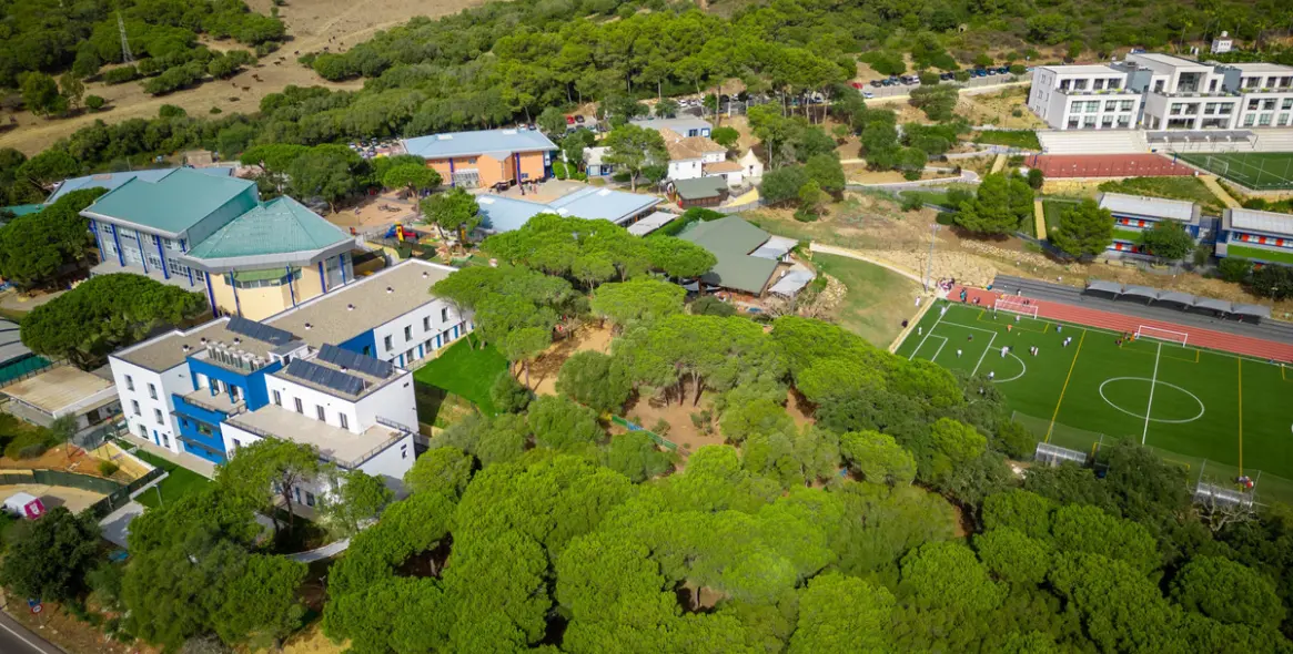 Venta de parcela residencial en Sotogrande 11