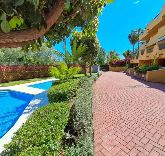 Sale of townhouse in Nagüeles