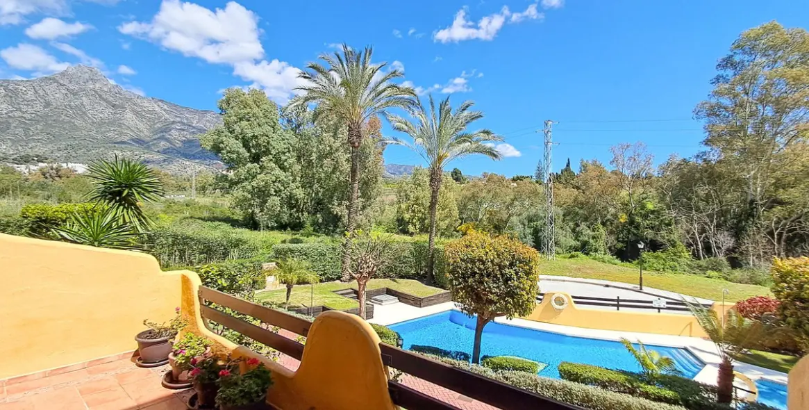 Sale of townhouse in Nagüeles 15