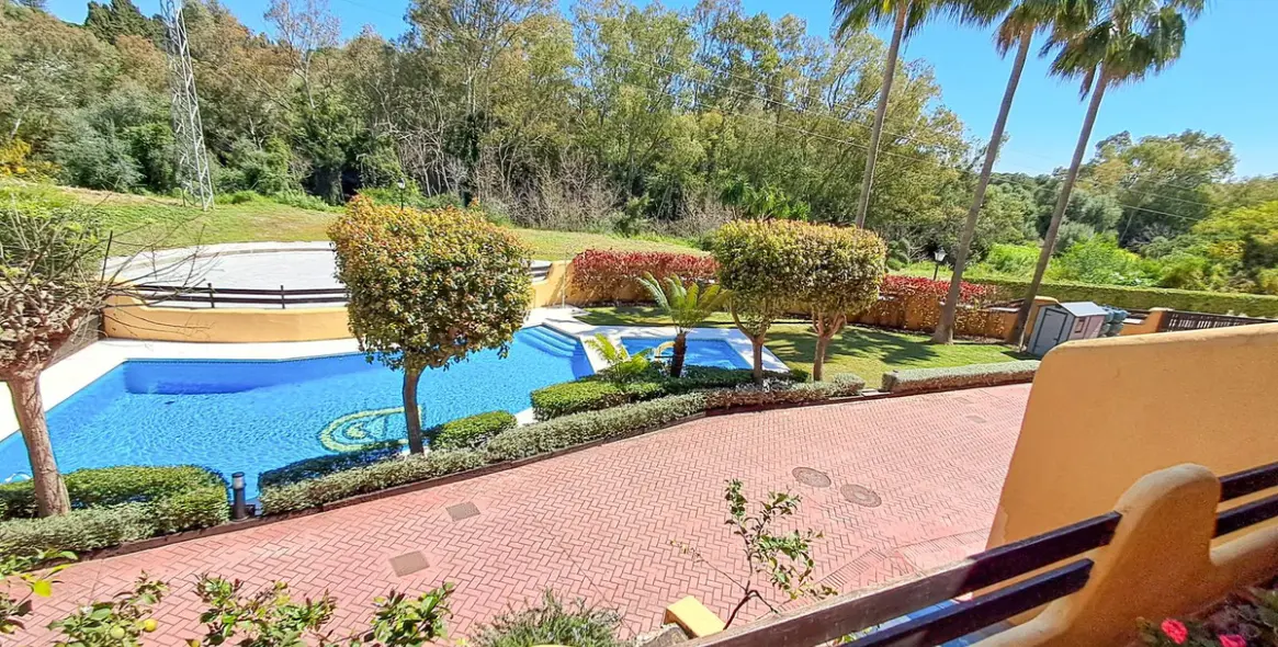 Sale of townhouse in Nagüeles 17