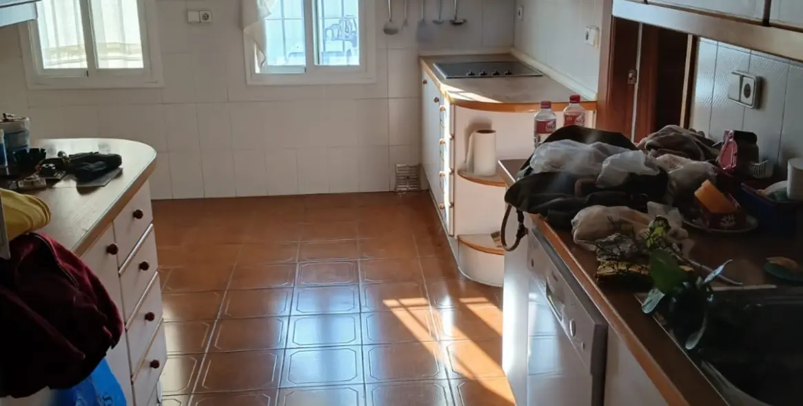 Продажа  отдельно стоящей виллы в Pueblo Nuevo de Guadiaro 3