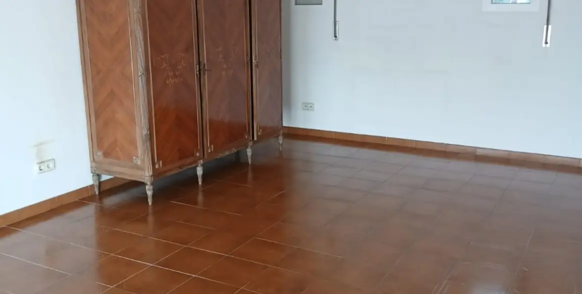 Продажа  отдельно стоящей виллы в Pueblo Nuevo de Guadiaro 12