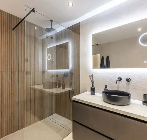 Sale of middle floor apartment in Nueva Andalucía