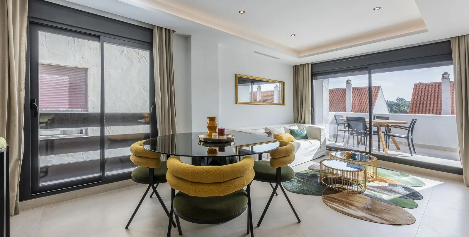 Sale of middle floor apartment in Nueva Andalucía 6