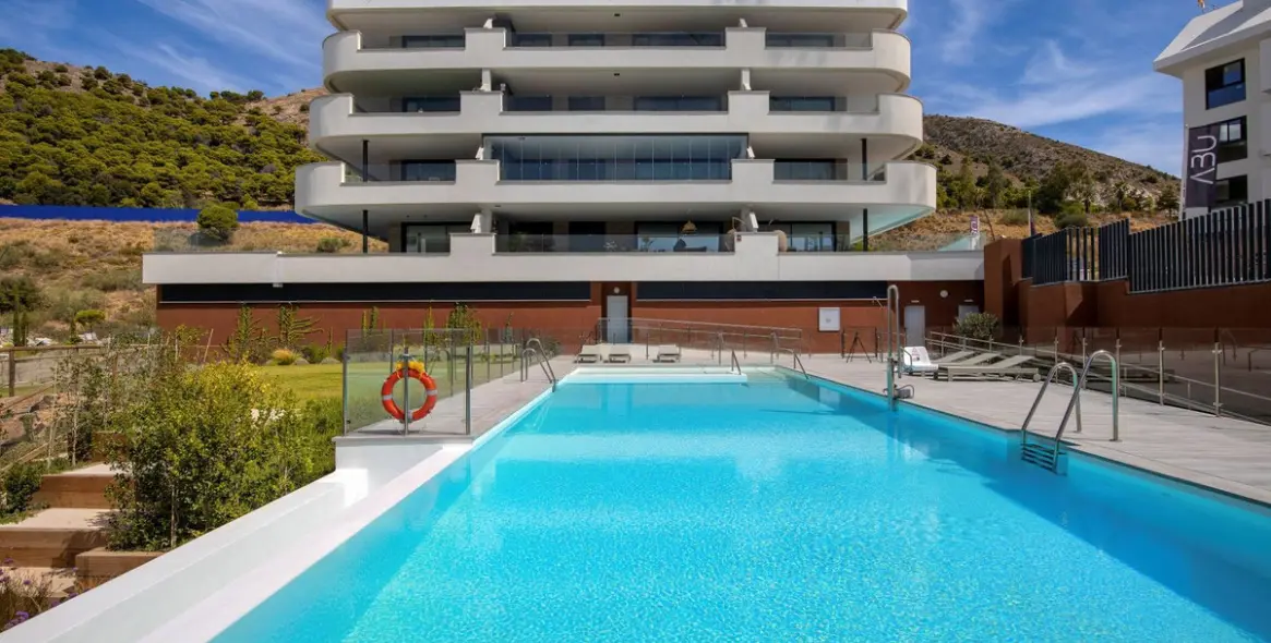 Продажа апартаментов на среднем этаже в Higueron 3