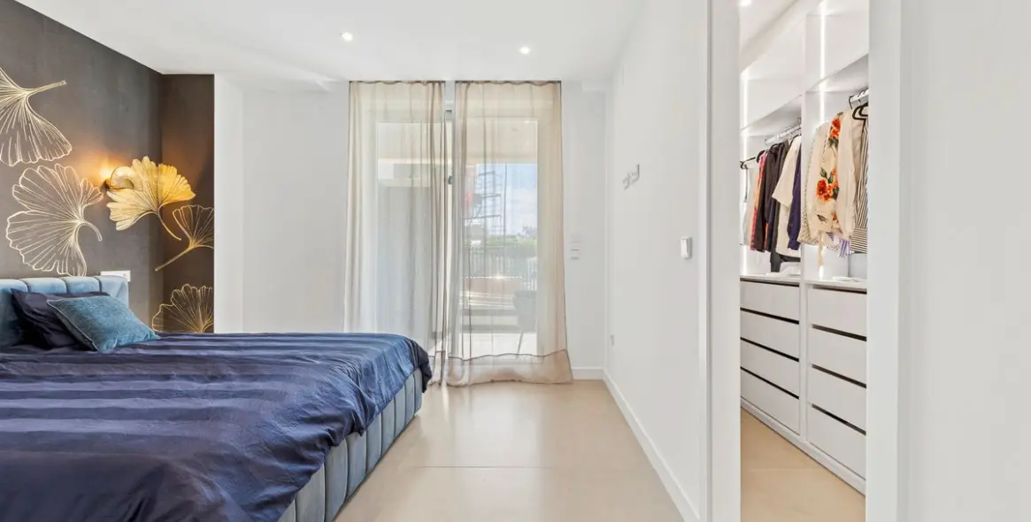 Продажа апартаментов на среднем этаже в Higueron 21