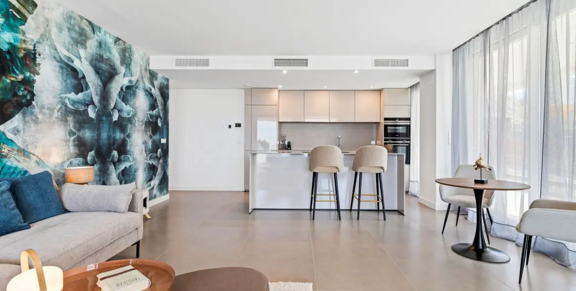 Продажа апартаментов на среднем этаже в Higueron 27