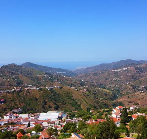 Detached villa R4774078