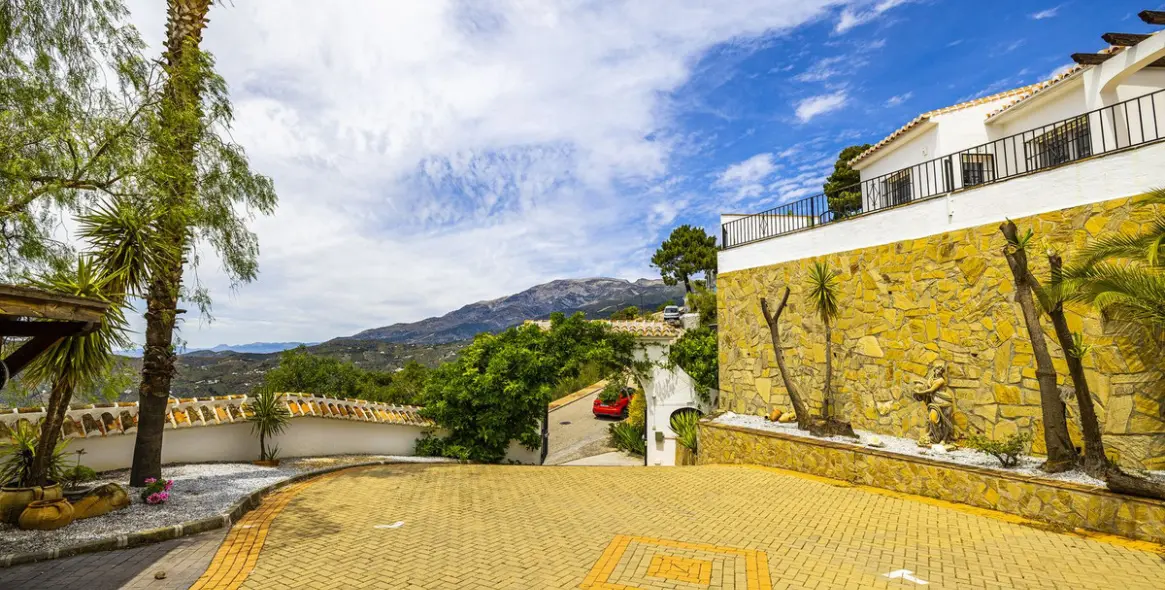 Sale of detached villa in Cómpeta 5