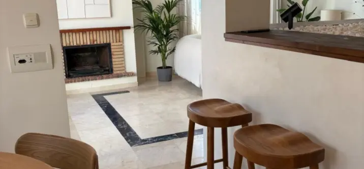 Sale of penthouse duplex in Río Real 1