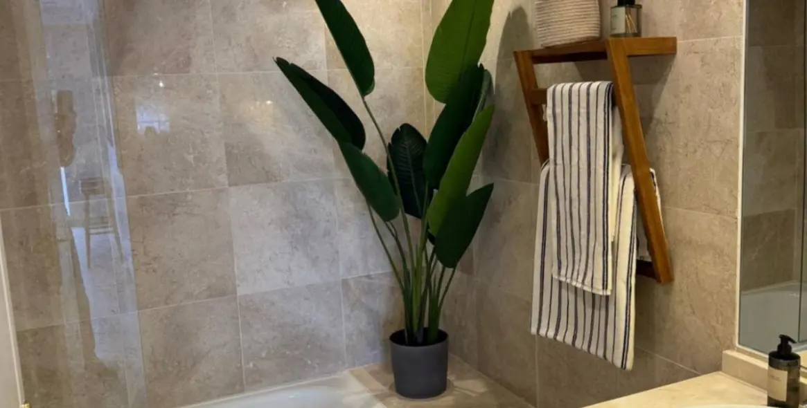 Sale of penthouse duplex in Río Real 13