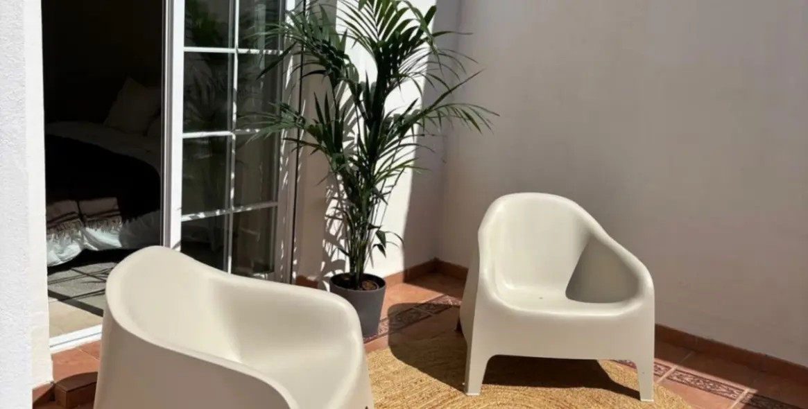 Sale of penthouse duplex in Río Real 16