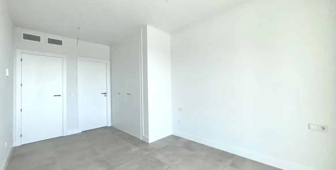 Продажа дома на две семьи в El Chaparral 26