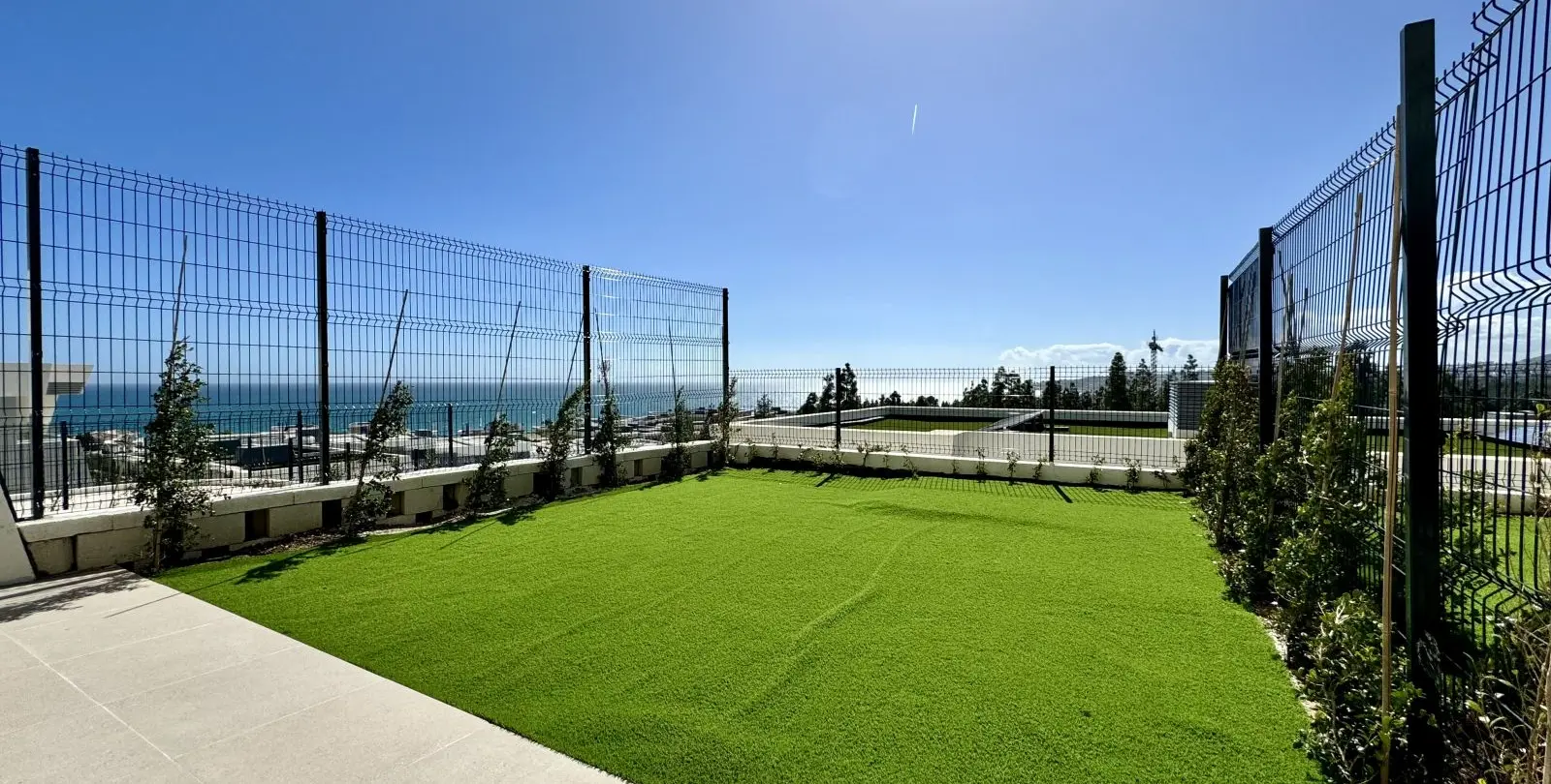 Venta de casa pareada en El Chaparral 8