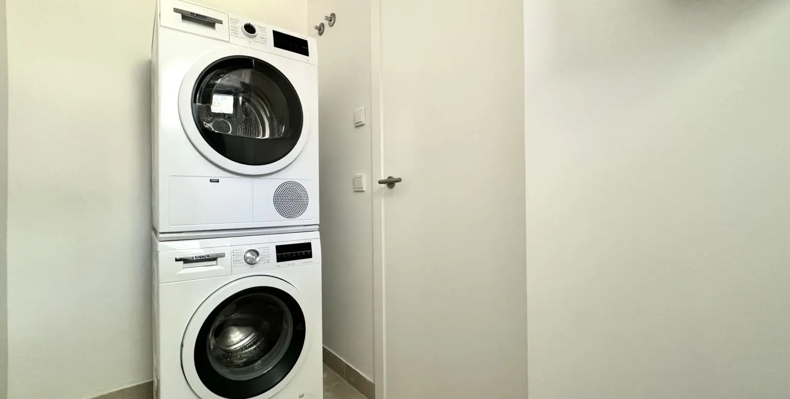 Venta de casa pareada en El Chaparral 35