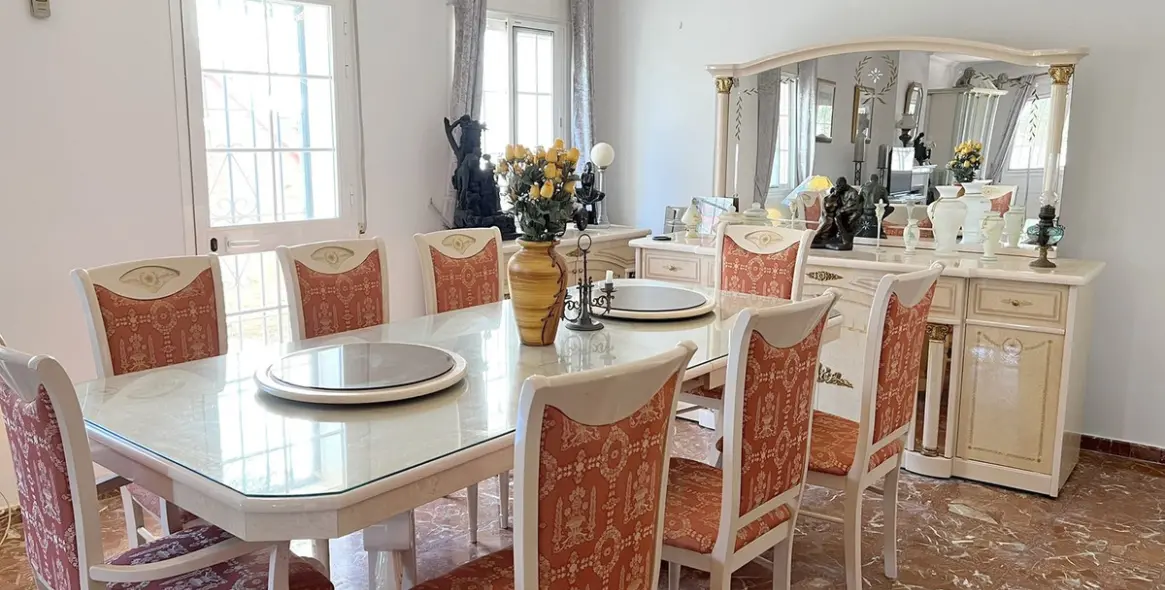 Sale of detached villa in Mijas 17