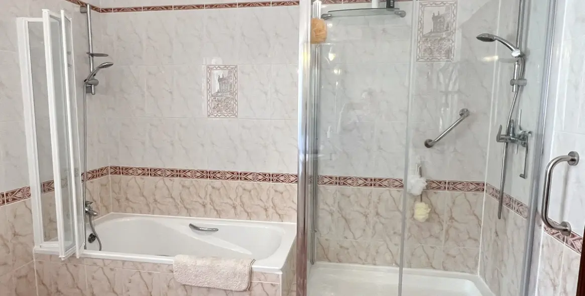 Sale of detached villa in Mijas 42