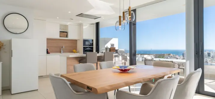 Venta de apartamento en planta media en Fuengirola 1