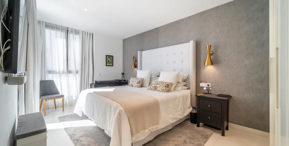 Venta de apartamento en planta media en Fuengirola 4