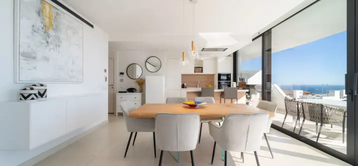 Venta de apartamento en planta media en Fuengirola 4