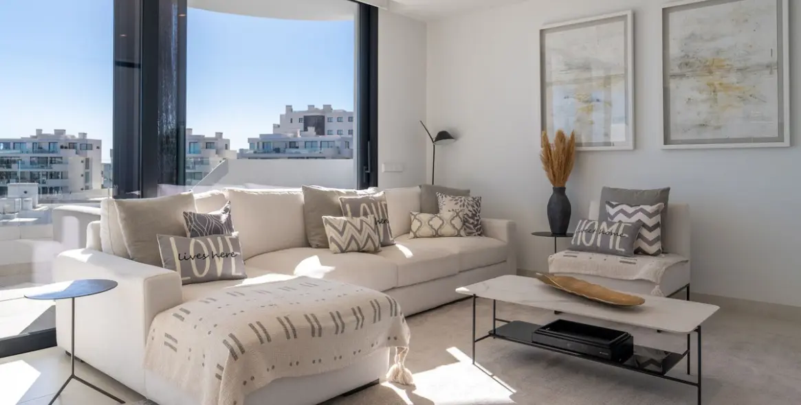 Venta de apartamento en planta media en Fuengirola 12