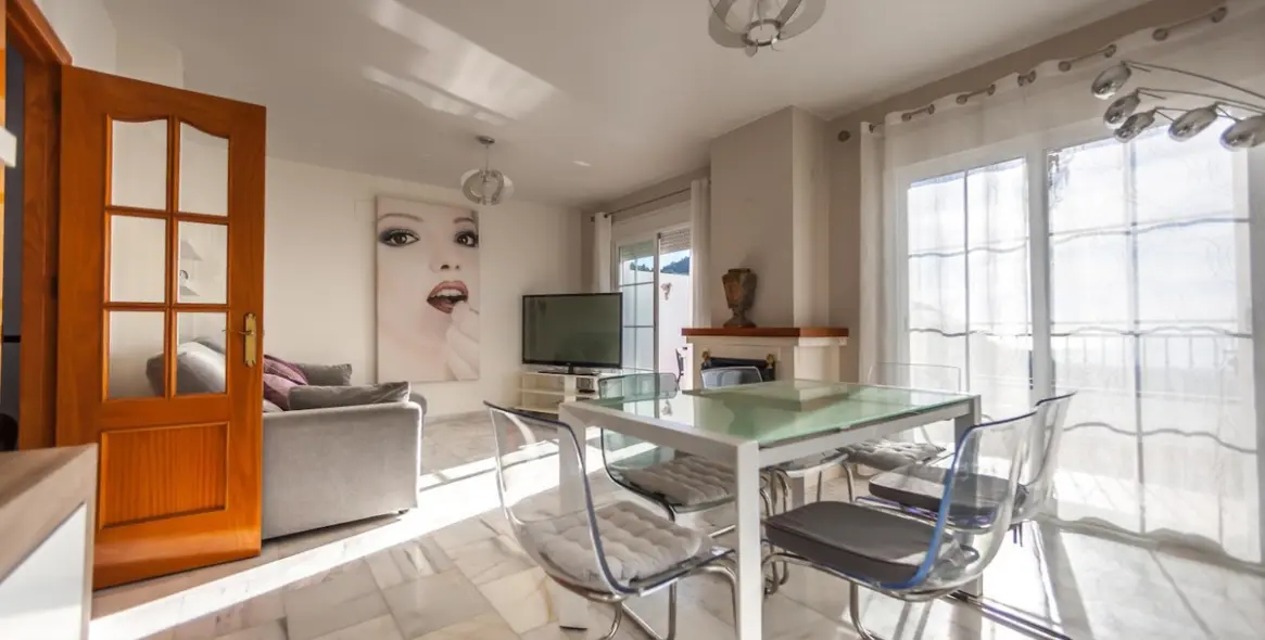 Sale of semi-detached house in Frigiliana 11