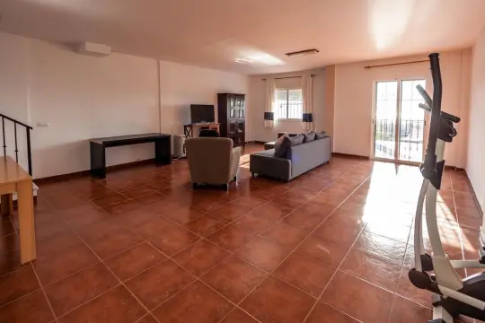 Image 7 thumb
