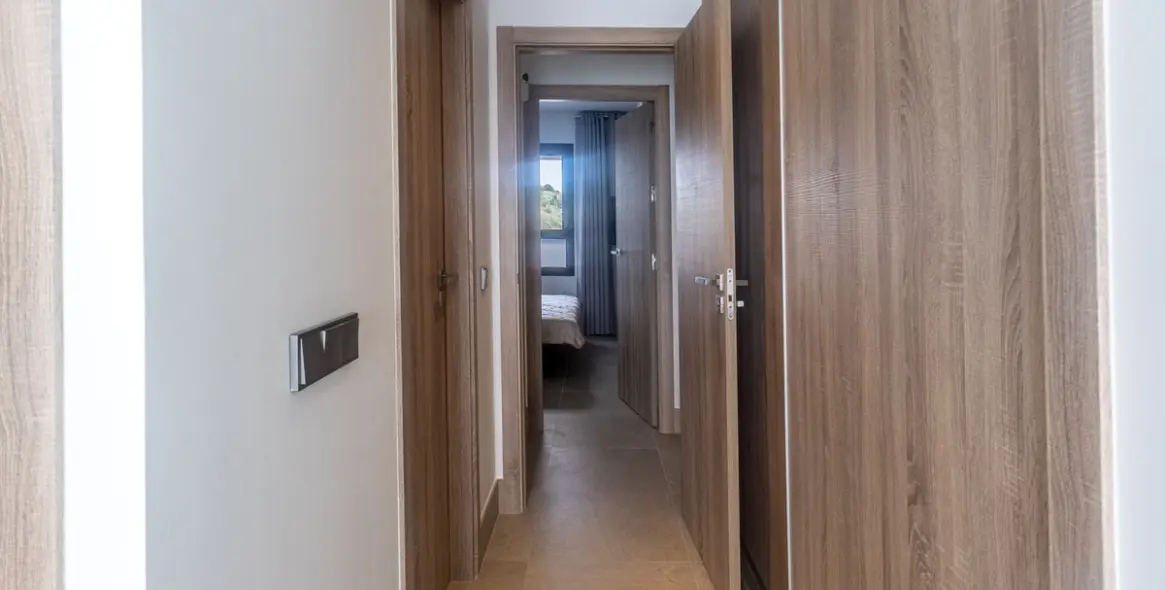 Sale of penthouse in Casares 9