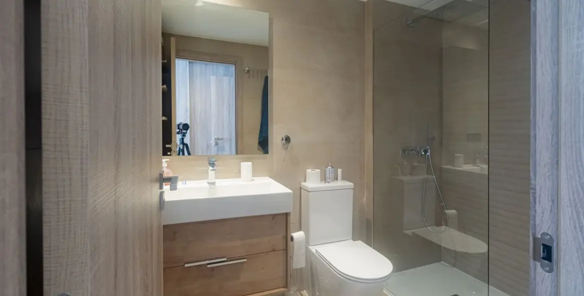 Sale of penthouse in Casares 10