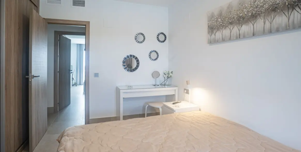 Sale of penthouse in Casares 12