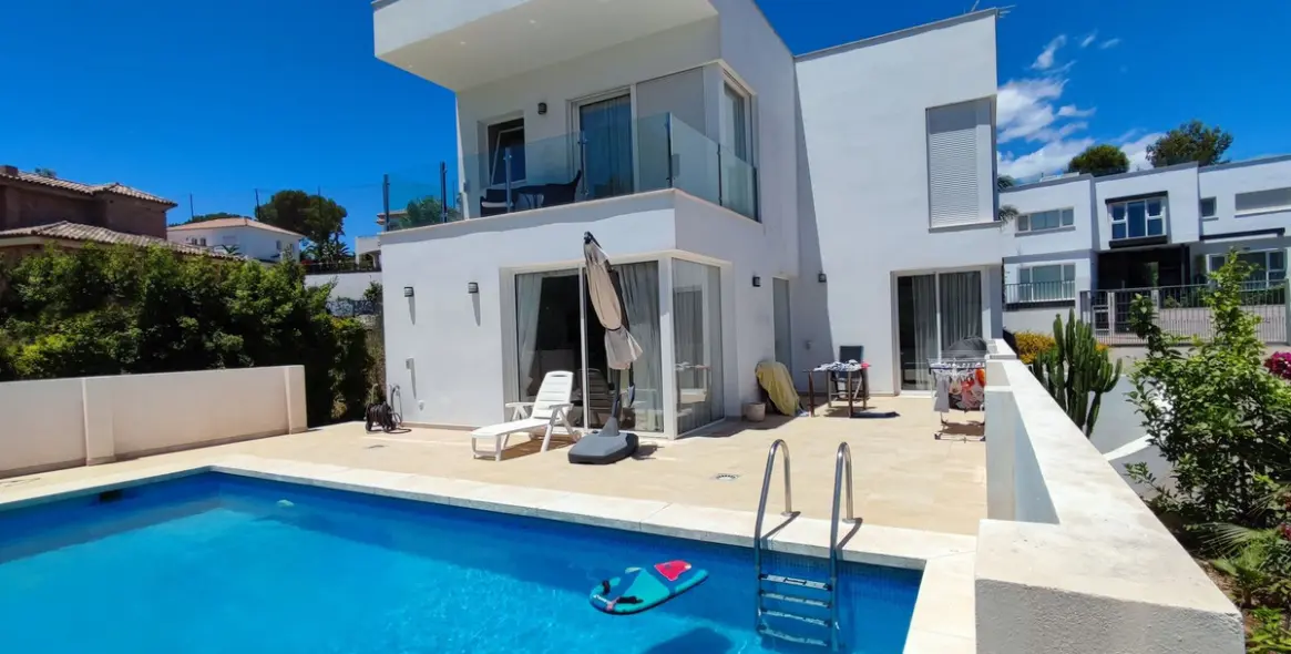 Sale of detached villa in La Cala Golf 4