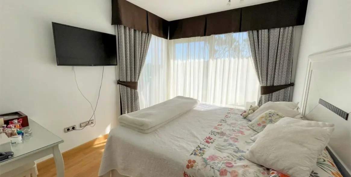 Sale of detached villa in La Cala Golf 6