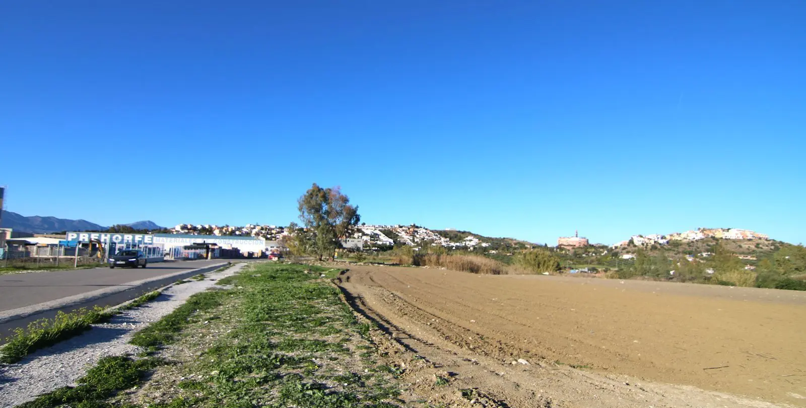 Sale of commercial plot in Coín 5