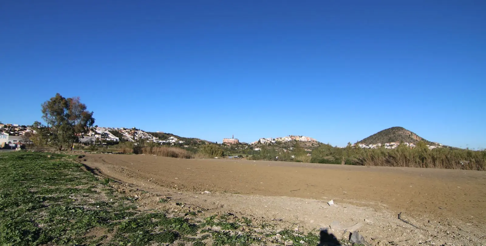 Sale of commercial plot in Coín 7