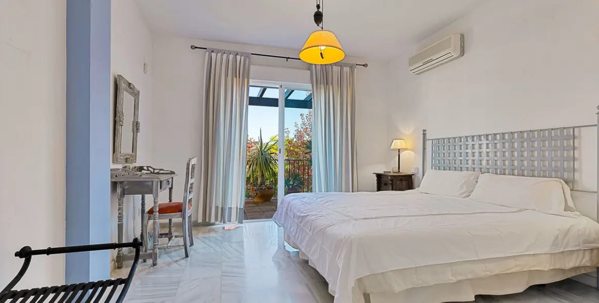 Продажа таунхауса в San Pedro de Alcántara 11