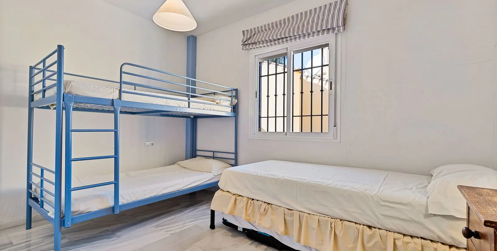Sale of townhouse in San Pedro de Alcántara 12