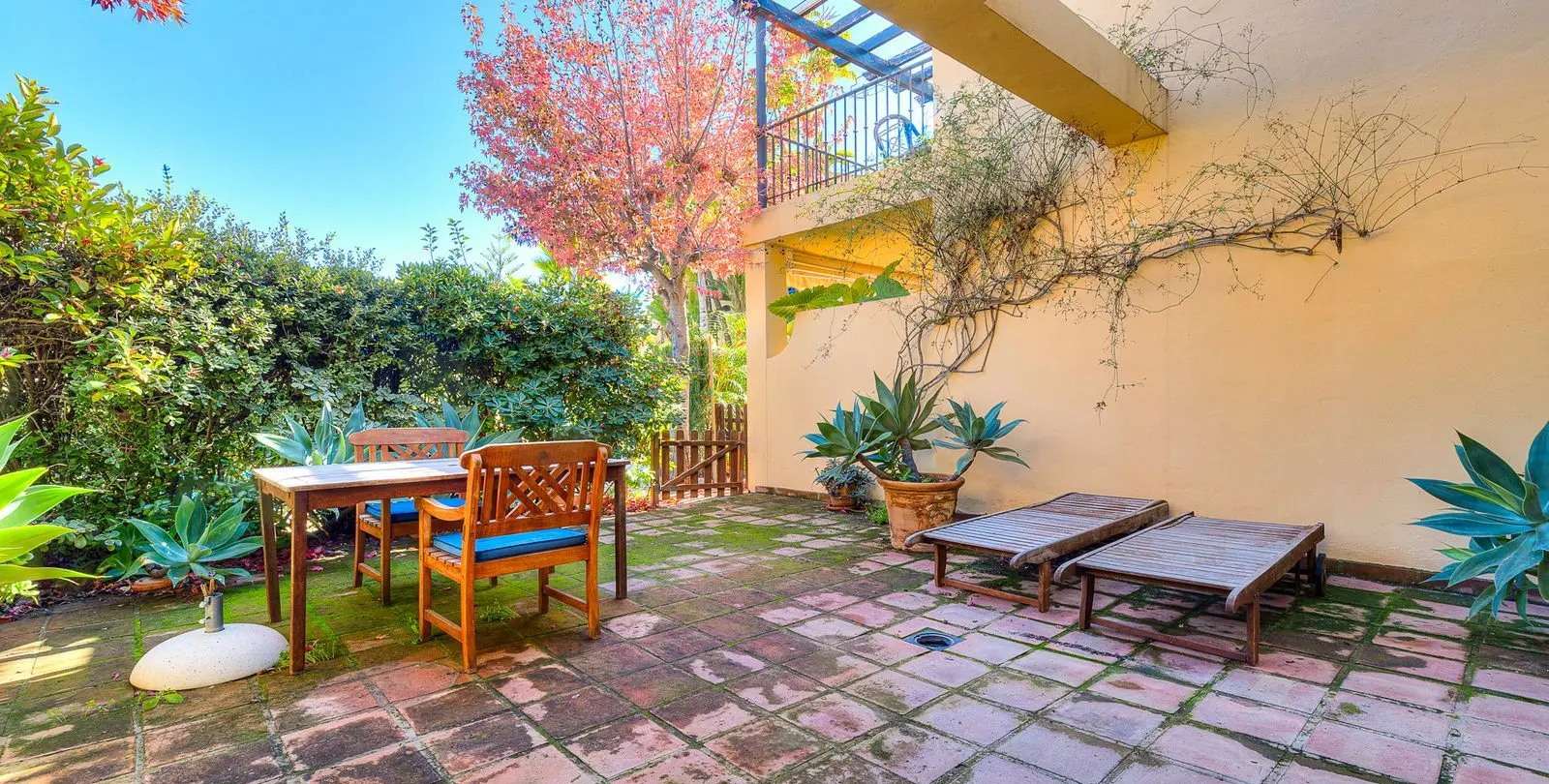 Sale of townhouse in San Pedro de Alcántara 25