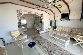 Image 4 thumb